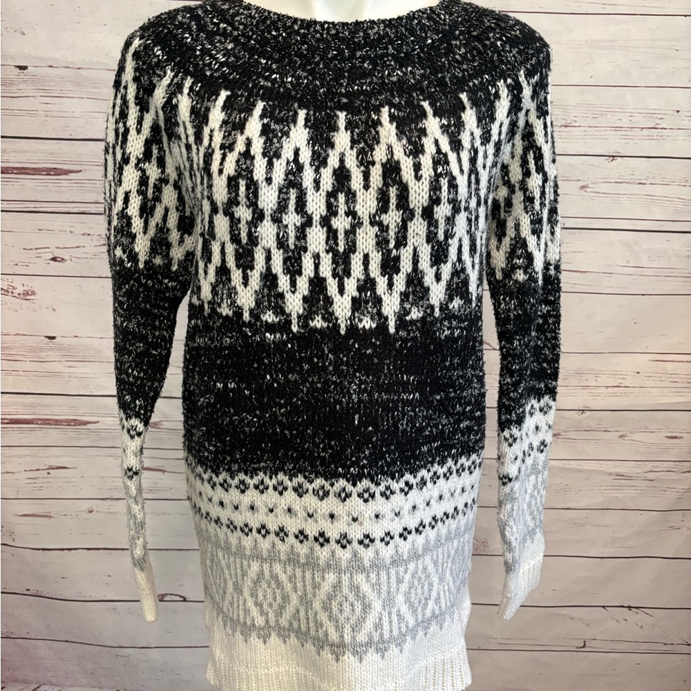 Merona Woman’s Knit Ski Sweater Nordic Fair Isle Black White Gray Size Large
